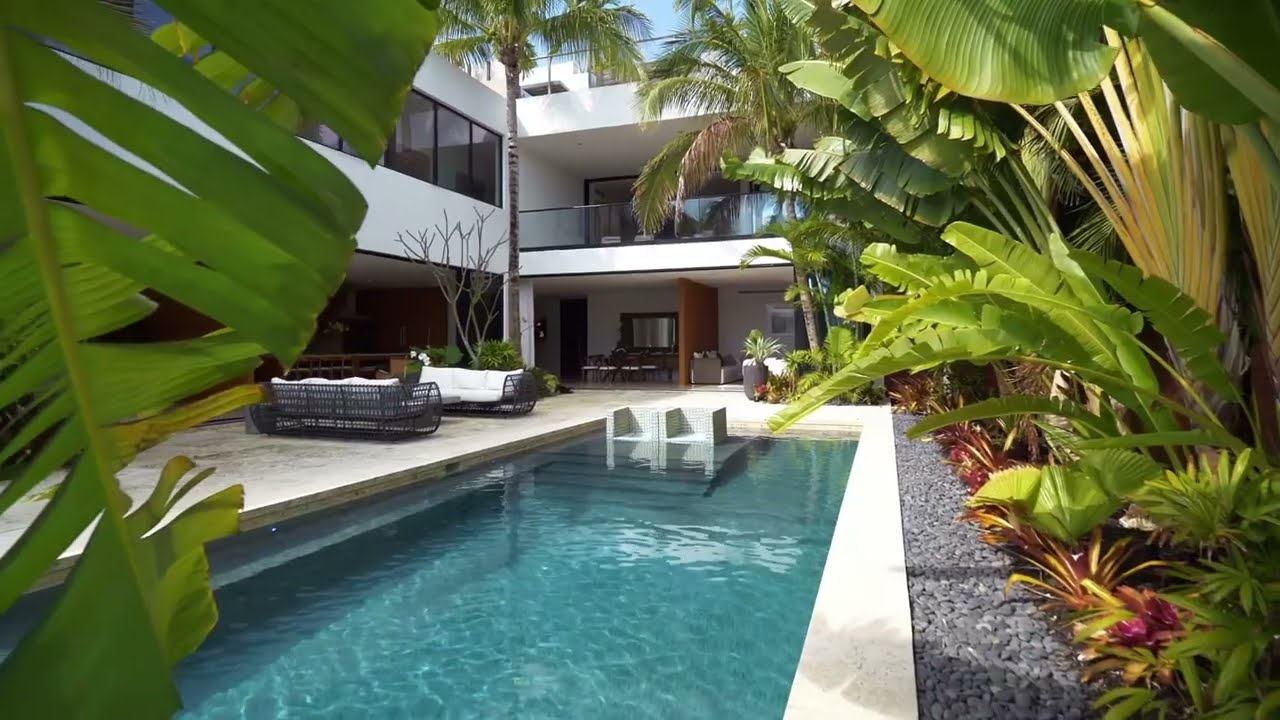 Experience The Waterfront  VENETIAN VILLA - Build & Scale Your E-Estate Portfolio!