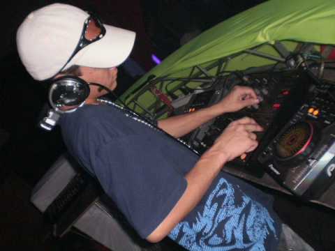 DJ JUNIOR ELETROFUNK MEGA MIX 1(2010)