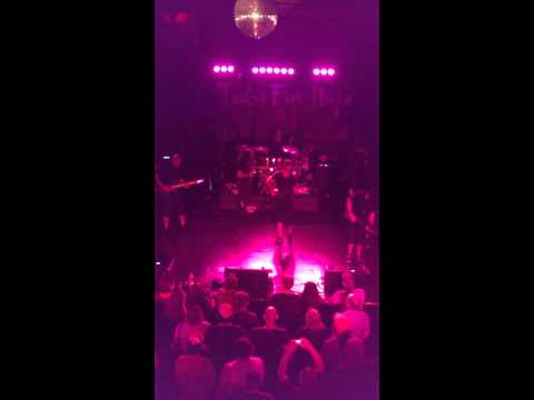 Twelve Foot Ninja "Ain't That a Bitch" live