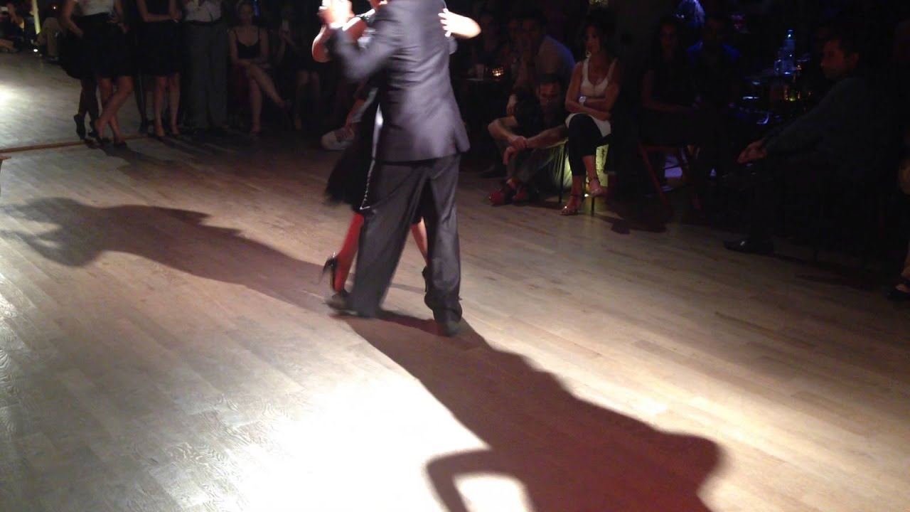 Facundo de la Cruz y Paola Sanz - tango - ATHENS, GREECE - 04 El tigre millan