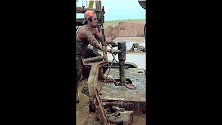 Download lagu Drill Pipe Tripping hole #rig #oil #oilfieldtrash #drilling #oil #tripping  #oilfieldtrash mp3