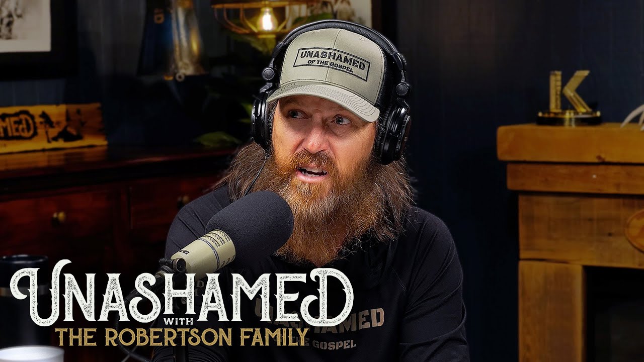 Ep 1128 | Jase Claps Back at a Guy Who Tried to “Correct” His Sermon