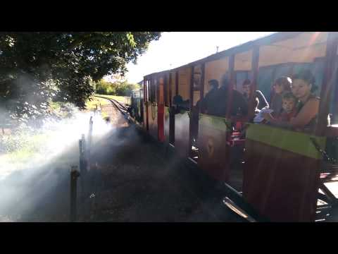 Leighton Buzzard Railway - A smokey departure with 2x Simplex locomotives!