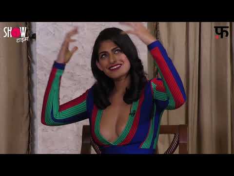 download lagu mp3 mp4 Kubra Sait, download lagu Kubra Sait gratis, unduh video klip Kubra Sait