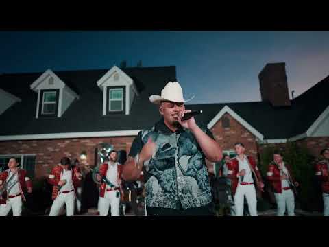 ADRIAN CHAPARRO - LOS QUE VENIMOS DE ABAJO (EN VIVO)