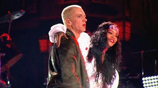 Eminem &amp; Rihanna - The Monster (Live At The 2014 MTV Movie Awards)