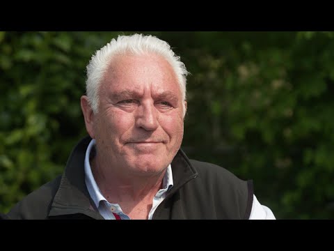 Marco Bakker - Send in the clowns (live in Op verzeuk op bezeuk)