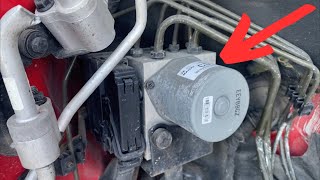 ABS Control Module Kia Soul 2.0L 2008-2013 Location and Replacement