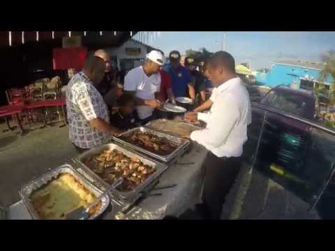 El Combo de los 15 en Andy Sport Bar  con un Bufet Exclusivo para ellos el C15