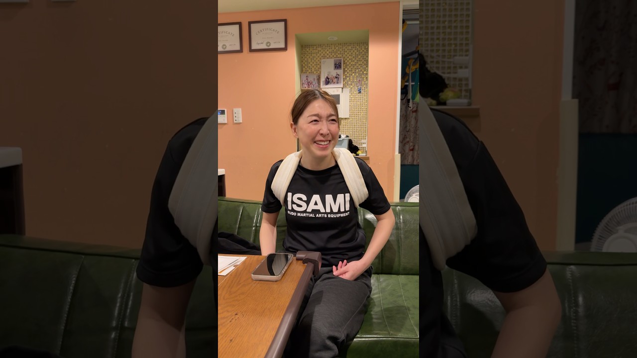 骨折は甘えだ😂お大事にしてください💦