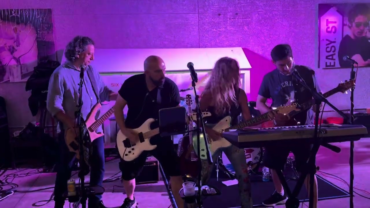 Video from Six Ways To Nowhere concert