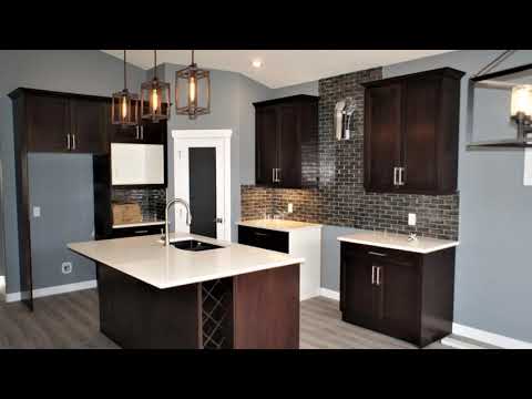 34 Wallace Point(e), Fort Saskatchewan AB T8L 0W6 - $469,900 with 3 beds, 2 Bath (2 Full Bath, 1 Hal