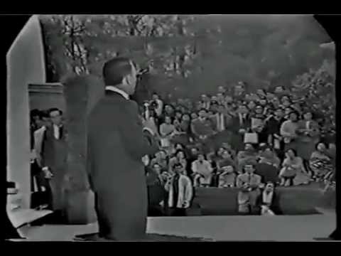 Frank Sinatra - The Moon Is Yellow