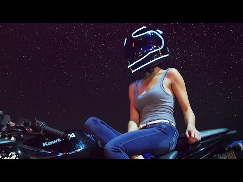 自分だけのトロンヘルメットを作ろう!  -- ゲームLÜT (Make Your Own Tron Helmet!  -- Game LÜT)