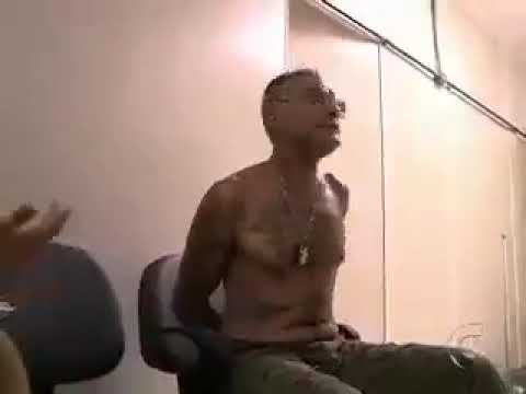 Cidadão  apaixonado por o exército  e  as forças  armadas preso