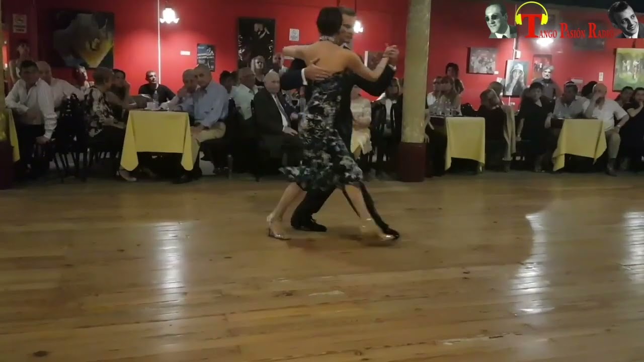 Video thumbnail for ZORRO PLATEAO Carlos Di Sarli - Roberto Rufino Ballano: Valentina Garnier - Juan Amaya