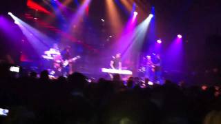 BJ &amp; Niko McKnight - Why Can&#39;t She Be More Like You (Live @ Escape Amsterdam)