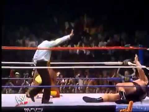 David & Goliath • Hulk Hogan Body Slams André the Giant