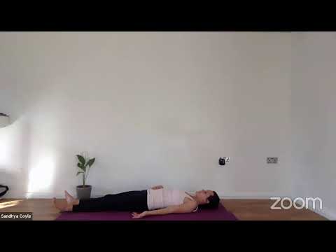 Beginners + Bedtime Hatha Yoga - Moon salutation