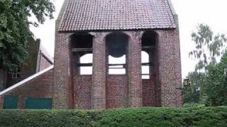 preview picture of video 'Filsum Ostfriesland: Kerkklokken Lutherse kerk (Anläuten des Plenums)'