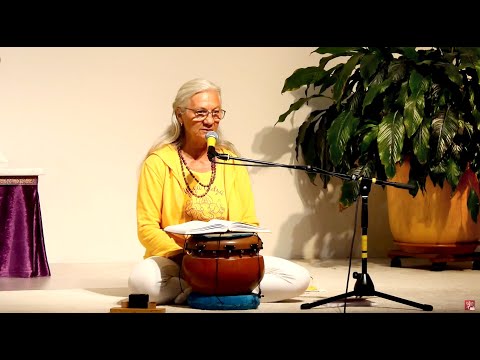 Meditation Mantrasingen und Arati im Satsang mit Adishakti - Yoga Vidya Live 20:00 Uhr 20.09.2020