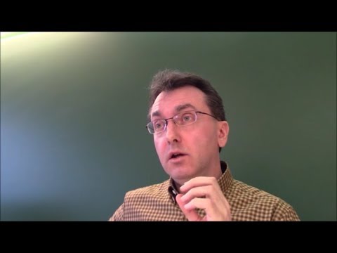 Against the theory of possible worlds in the interpretation of literary fiction