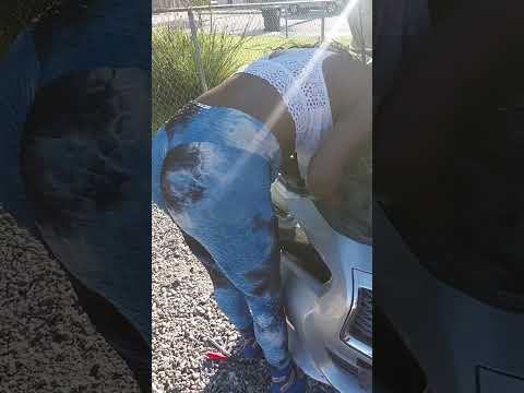 Infiniti Q50 headlight replacement