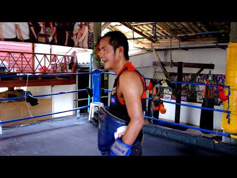 Yodkhunpon Sittraipum - The Elbow Hunter (Bonus Session) - Pressure Fighting