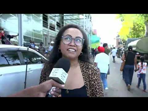 LIVE - Srefidensi Gymnastrade met vorming Surinaamse vlag | SUN WEB TV