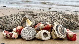 Download lagu A Great Spring Rock Hunt on My Favorite Lake Huron Beach mp3
