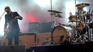 Triggerfinger - Game & Short Term Memory Love (Live) Pivo in cvetje 2014