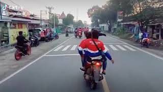 Download lagu Moonraker Cirebon Barat mp3