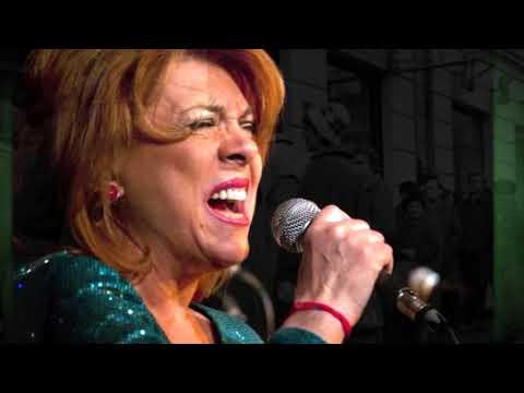 KRYSTYNA PROŃKO   Psalm Stojących W Kolejce