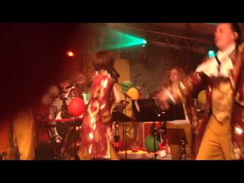 Stuuterbal ien de grote tent