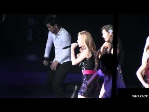 120520 Taetiseo - Twinkle [HD] @ SMTOWN LA