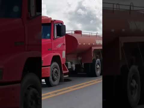 PROTESTO GERA CONGESTIONAMENTO DE 15KM NA BR- 020! CAMPOS BELOS -CARIDADE CE