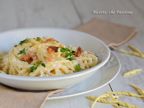 Pasta con ricotta e pancetta - Ricette che Passione