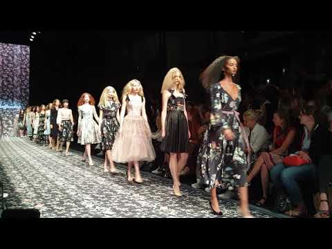 Lena Hoschek Fashion Berlin 2019