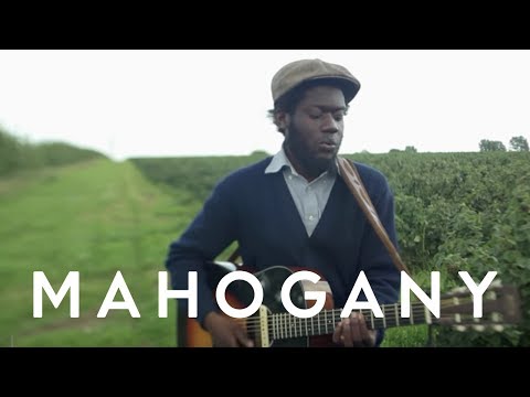 Michael Kiwanuka - Tell Me A Tale | Mahogany Session