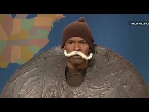 Jamie Foxx's 'Ding Dong' skit leads to cha...