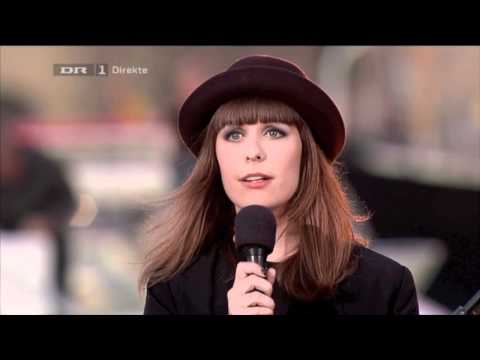 ROSA LUX feat. Alberte Winding & Josefine Winding - MIN KLUB FØRST (Sankt Hans version)