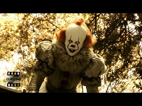 Beverly & Ben Fall Into Pennywise's Trap