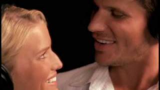 Nick Lachey &amp; Jessica Simpson - A whole new world