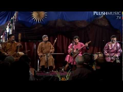 Tuva - Huun Huur Tu - Chiraa-Khoor (Sarı Tırıs Giden At)