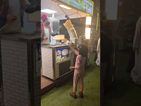 "Yummy & Funny! Trying Turkish Ice Cream!"#turkishicecreammantricks