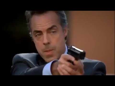 SALE PUTE T'ES UNE PUTE ET TA MÈRE ÉTAIT UNE PUTE ET SA MÈRE ÉTAIT UNE PUTE ET...