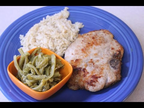 クリスピーハーブコーティングポークチョップ (Crispy Herb Coated Pork Chops)