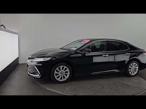 Toyota Camry 2.5 Camry Hybrid Auto - Image 2