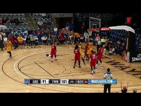 Travis Leslie posts 21 points & 14 rebounds vs. the Drive, 12/28/2016