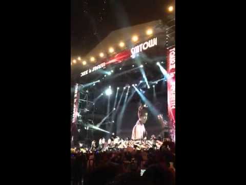 Changmin in smtown Jakarta